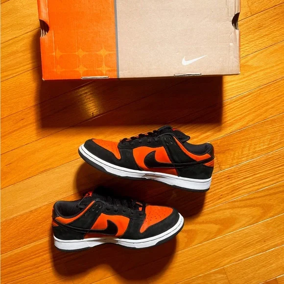 SOLD on the gram (@chillwillscloset) -Nike Pro B Dunk Low ”Flash” 2002 304292801 - Picture 3 of 11